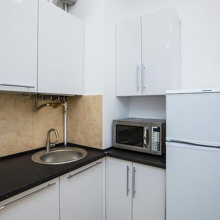 Avangard Kulisha 6B Apart Lviv Exterior photo