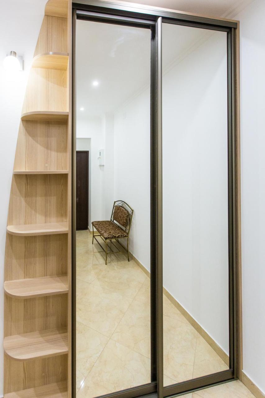 Avangard Kulisha 6B Apart Lviv Exterior photo